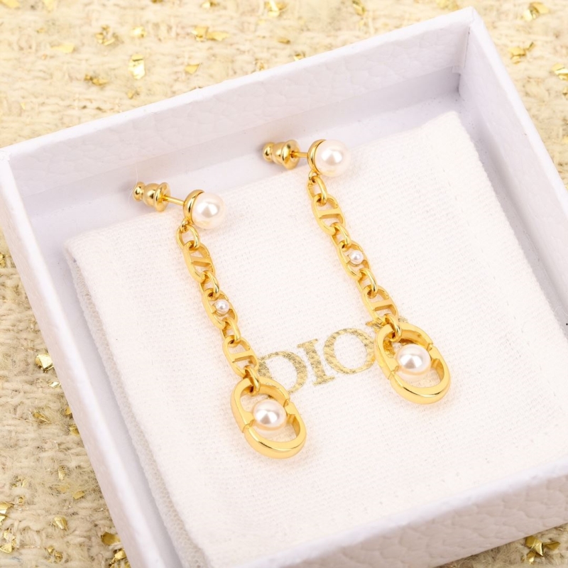 chr1st1an D10r earrings